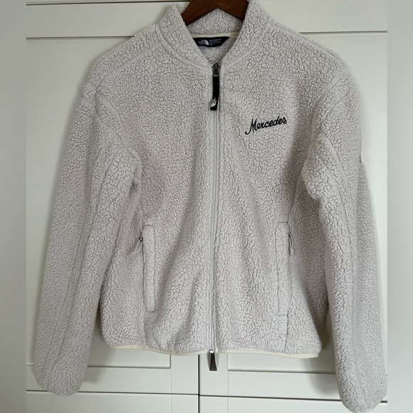 The North Face fleece women’s jacket - Picture 3 of 8